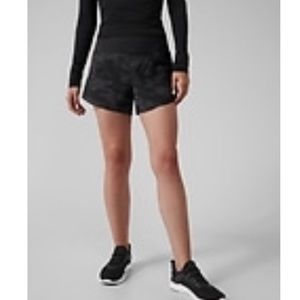Athleta run with it shorts, large, black and gray camouflage print
